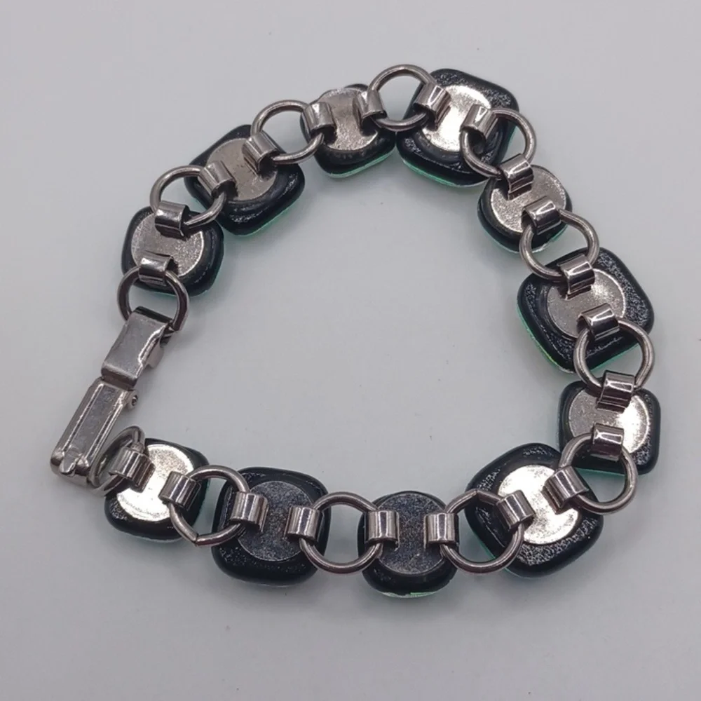 Dichroic Green and Gold Bracelet - Picture 6 of 7